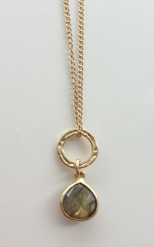 vintage-inspired necklaces for women-Mini Ring - Labradorite Drop Necklace