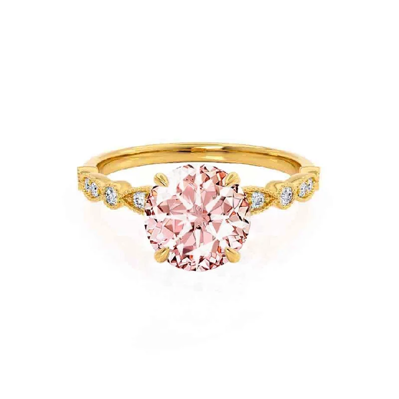 HOPE - Chatham® Round Champagne Sapphire 18k Yellow Gold Shoulder Set Ring