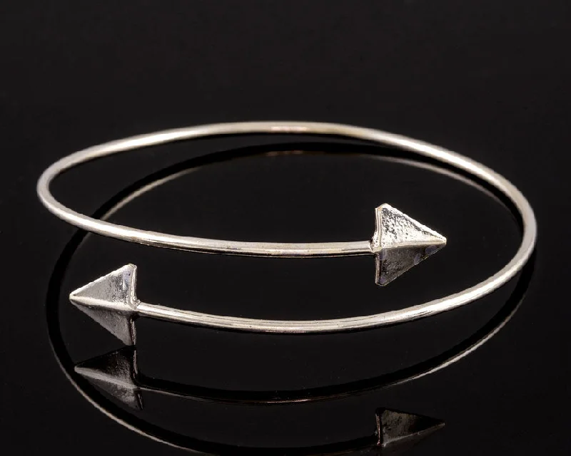 handmade bangles for women-Silver Arrowhead Arm Cuff