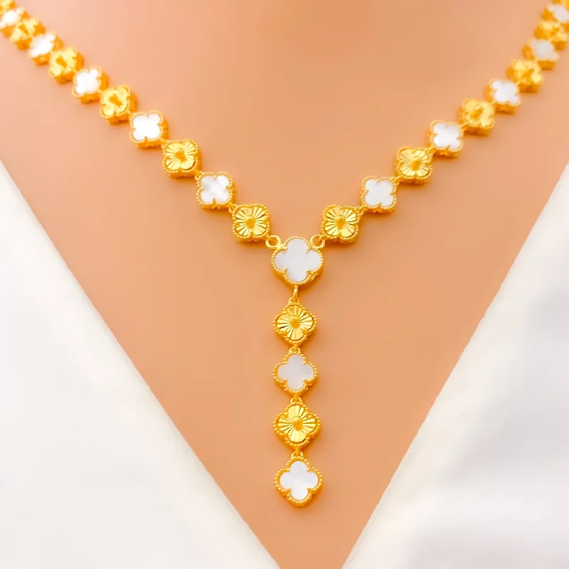 bold necklaces for women-Stately Alternating 21k Gold Clover Necklace