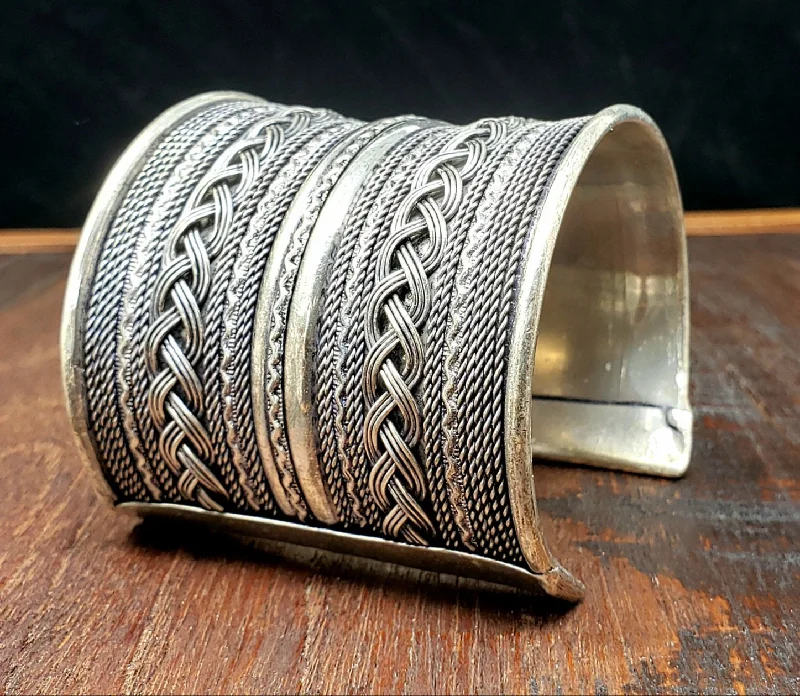 stackable bangles with diamonds for women-Enchante Cuff Bracelet