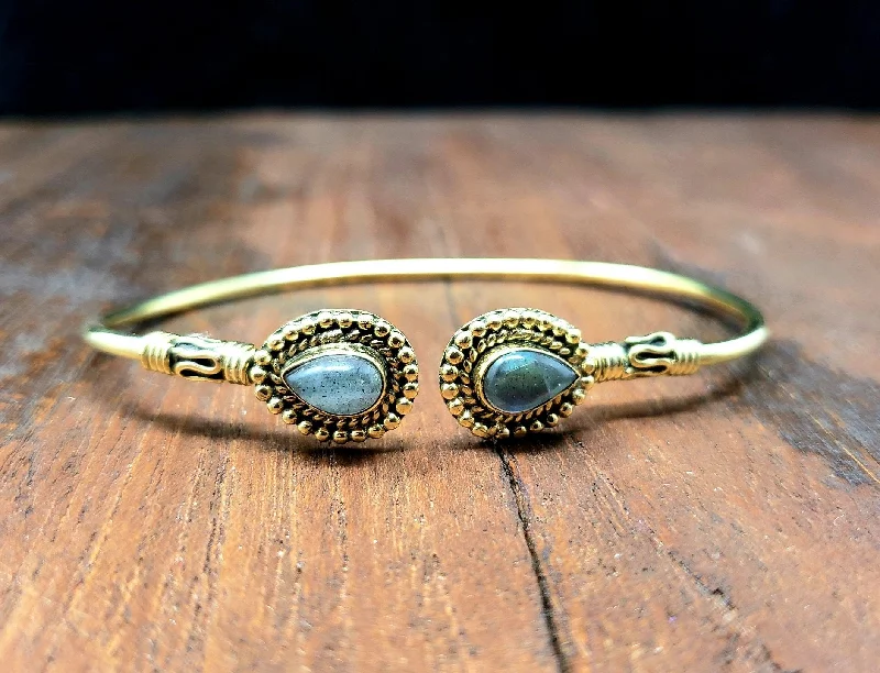 bangles for everyday wear-Labradorite Mystic Bracelet