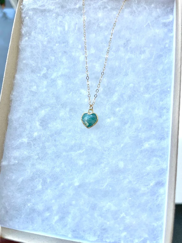 fashion-forward necklaces for women-Tiny Sea Foam Heart Necklace