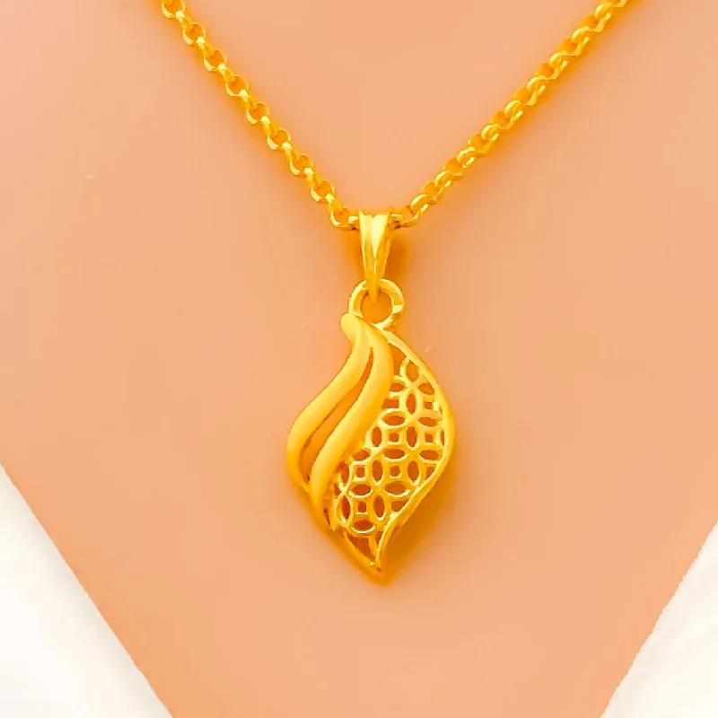 short necklaces for women-Ethereal Faceted 22k Gold Necklace