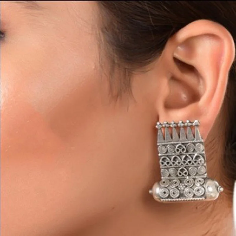 modern stud earrings for women-Silver Mountain 925 Sterling Silver Dangler Earrings