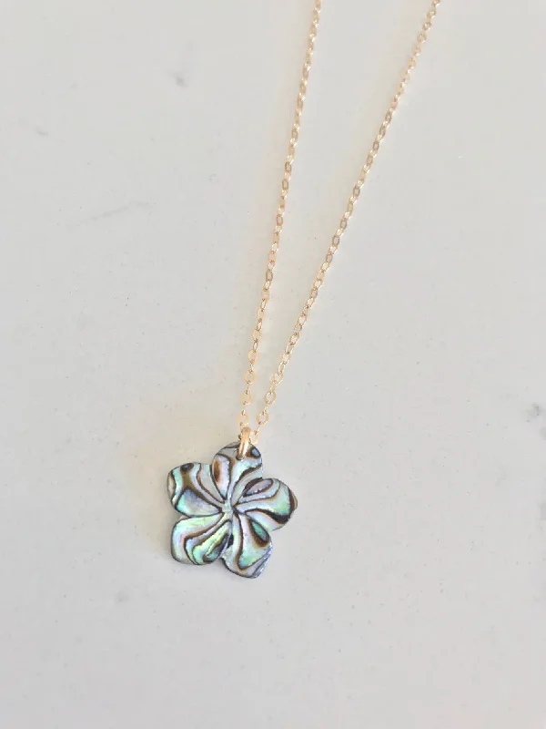 antique-inspired necklaces for women-Mini Abalone flower Necklace