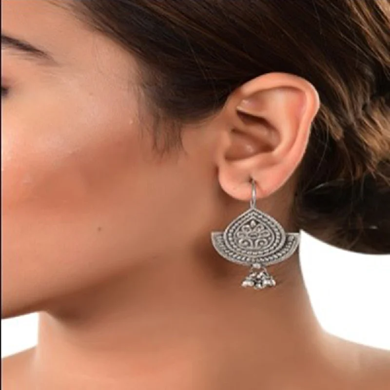 trendy gold earrings for women-Silver Mountain 925 Sterling Silver Dangler Earrings