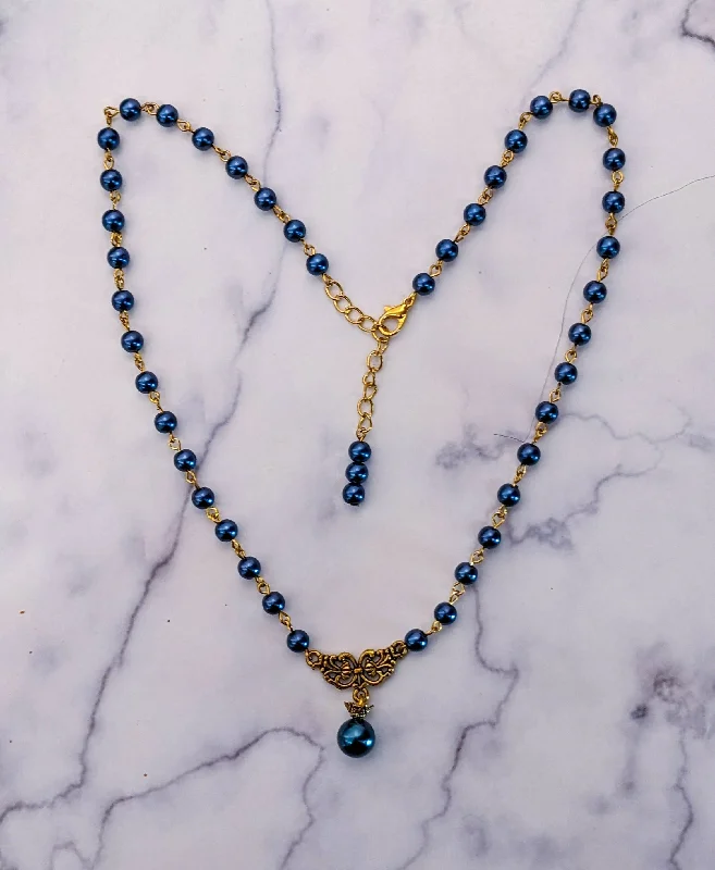 personalized heart necklaces for women-Acrylic Pearl Necklaces (Gold)