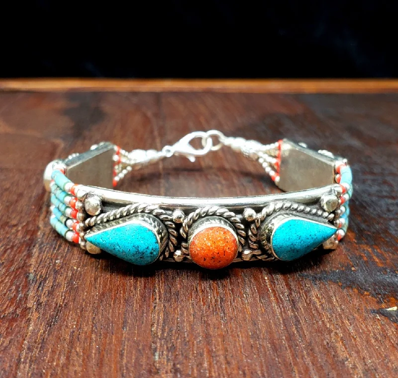 bangles for everyday wear-Tibetan Teardrop Beaded Bracelet