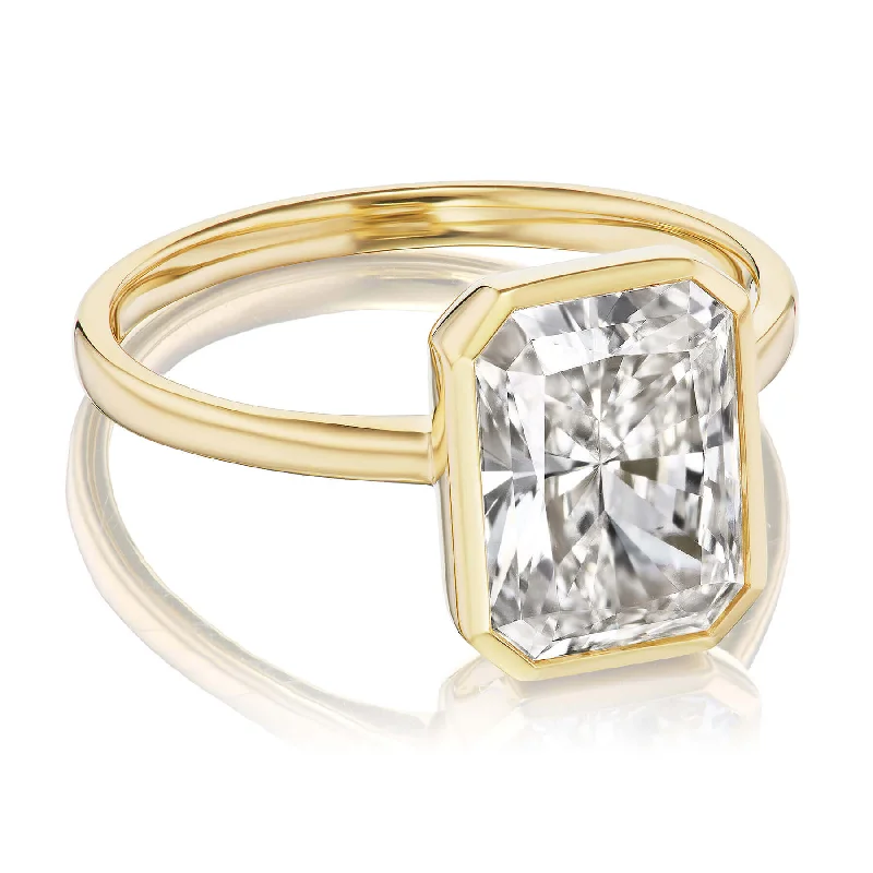 Radiant Cut Lab Grown Diamond Ring