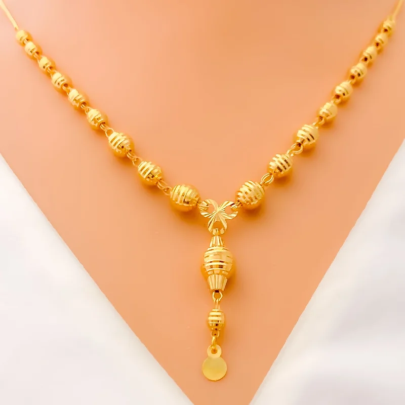 fashion-forward necklaces for women-Shimmering Upscale 21k Gold Necklace