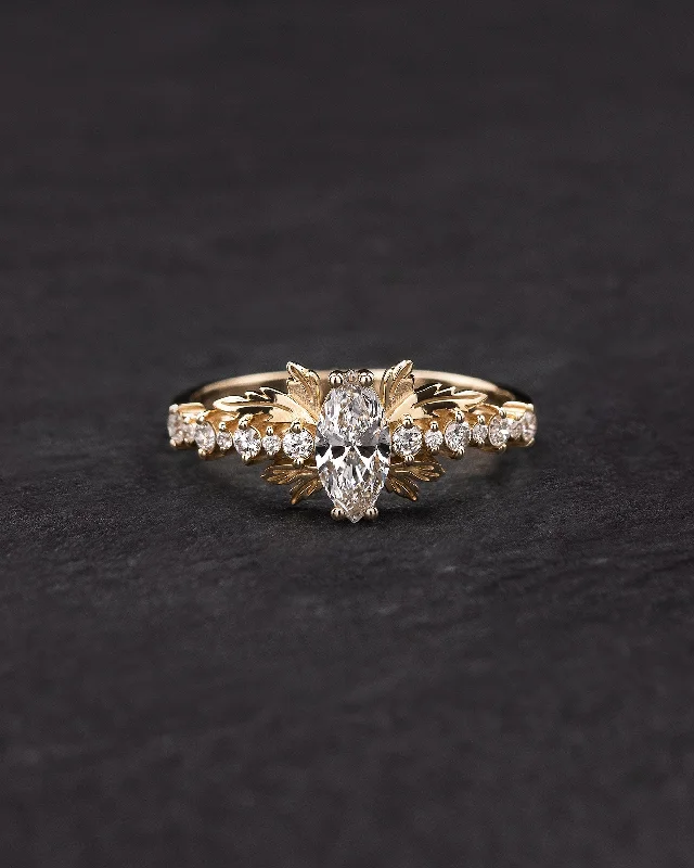 Lab grown diamond engagement ring with diamonds / Verbena